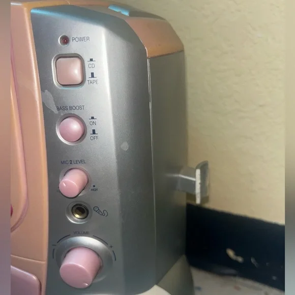 Barbie Stereo CD Karaoke Machine with Two Sing Along Micropones 2005 ULTRA RARE - Picture 5 of 8